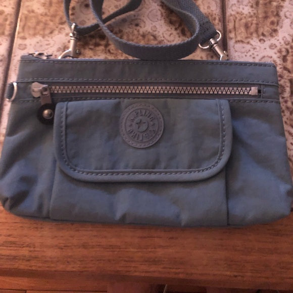 Kipling Cross Body NWOT - Picture 1 of 5